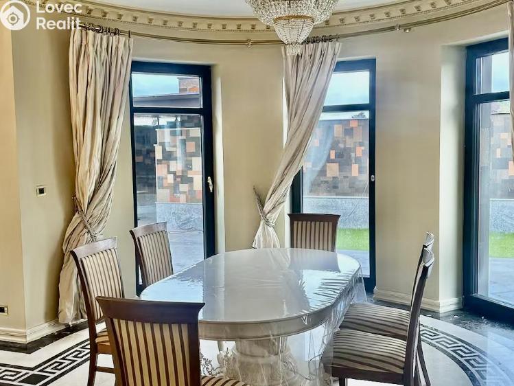 Pronájem rodinného domu Praha, Na jahodách č. 2