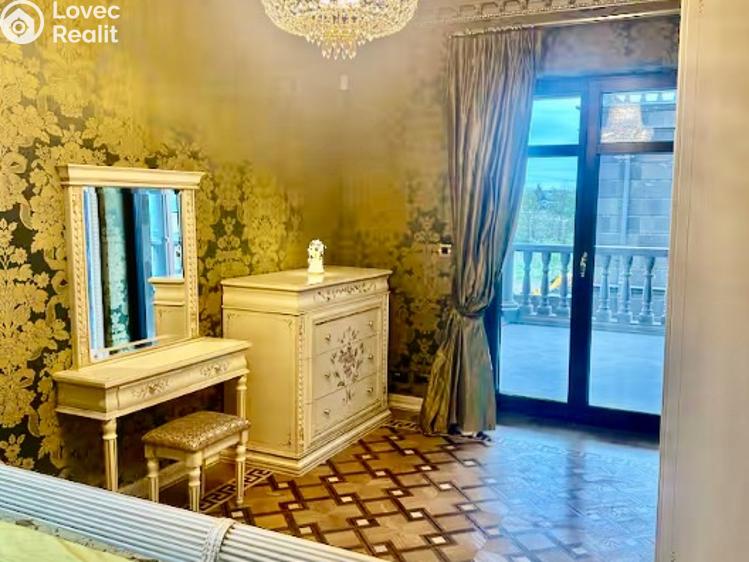 Pronájem rodinného domu Praha, Na jahodách č. 5