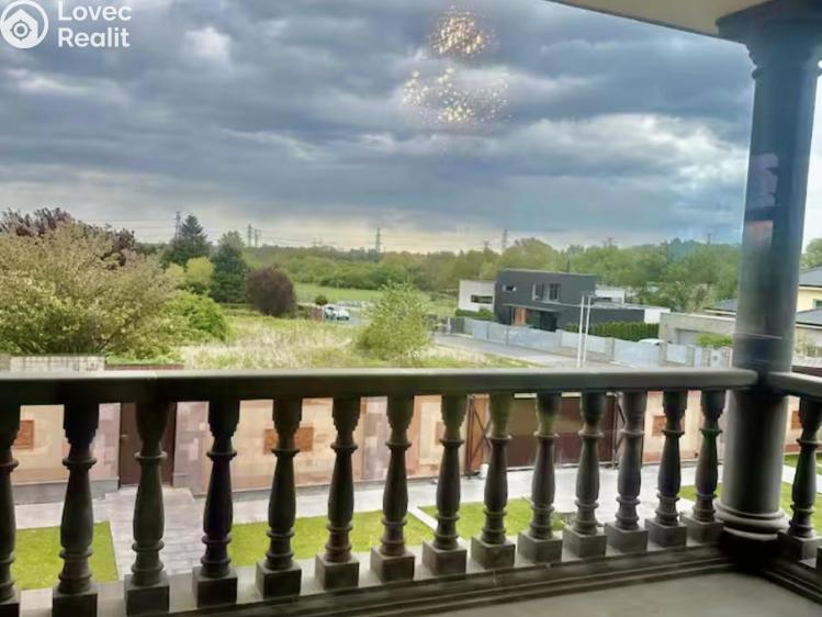 Pronájem rodinného domu Praha, Na jahodách č. 16