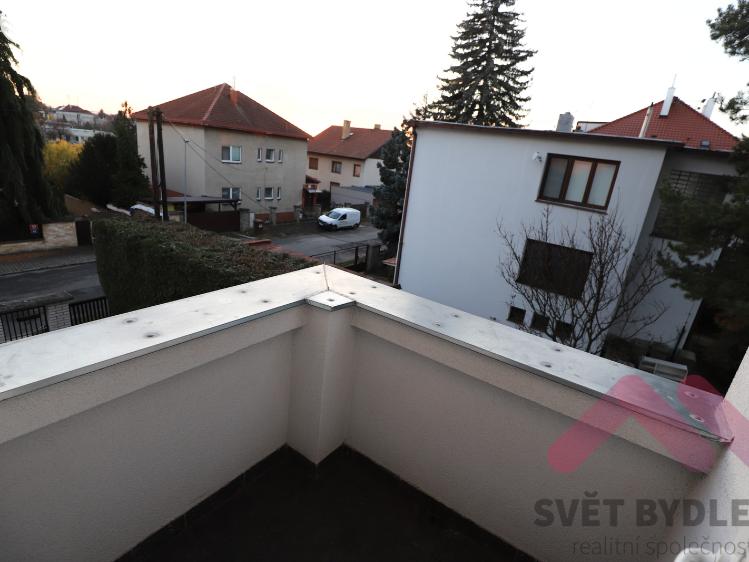 Pronájem bytu 1+1 Praha, Ohnivcova 660/29 č. 3