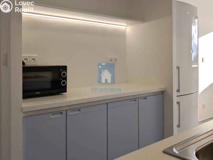 Pronájem bytu 4+1 Praha, Chalabalova č. 2