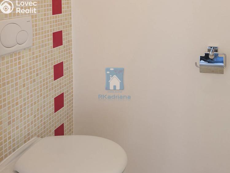 Pronájem bytu 4+1 Praha, Chalabalova č. 16