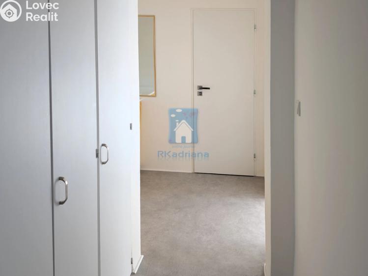 Pronájem bytu 4+1 Praha, Chalabalova č. 20