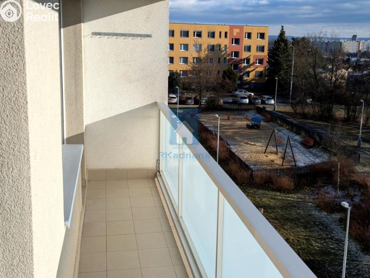 Pronájem bytu 4+1 Praha, Chalabalova č. 25