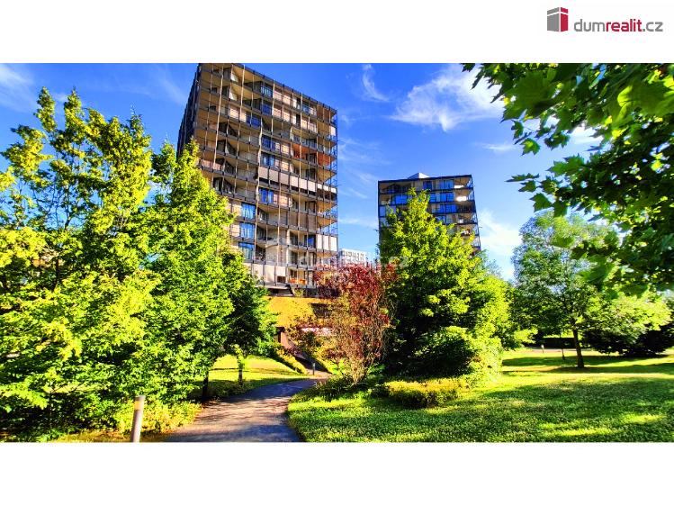 Pronájem garáže Praha 3, Pitterova č. 8