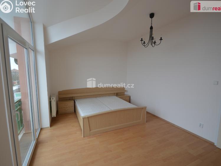 Оренда сімейного будинку Jeneč, Úhonická č. 5
