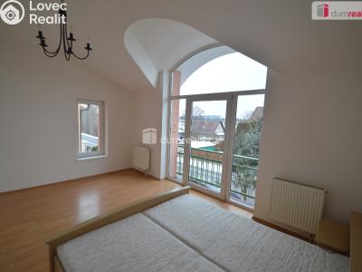 Аренда семейного дома Jeneč, Úhonická č. 4