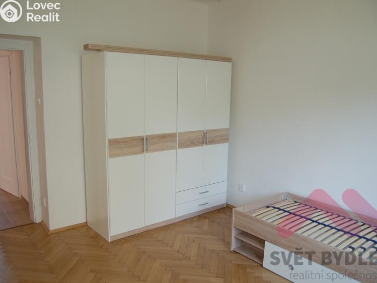 Pronájem bytu 3+KK Praha, Přechodní 733/13 č. 9