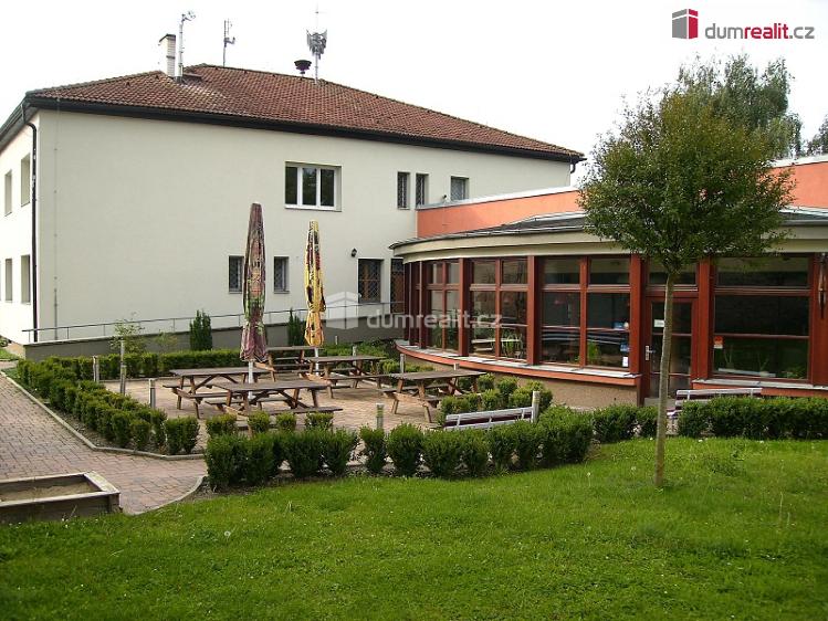 Pronájem restaurace Praha-Benice, Květnového povstání č. 11