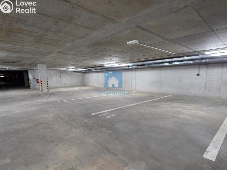 Pronájem garážového stání Plzeň, Rejskova č. 1