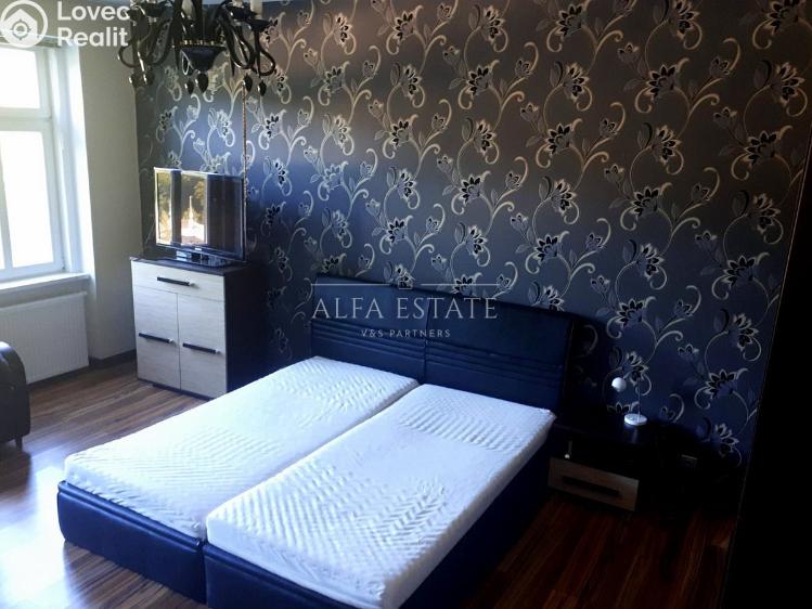 Pronájem bytu 2+KK Karlovy Vary, Nebozízek č. 12