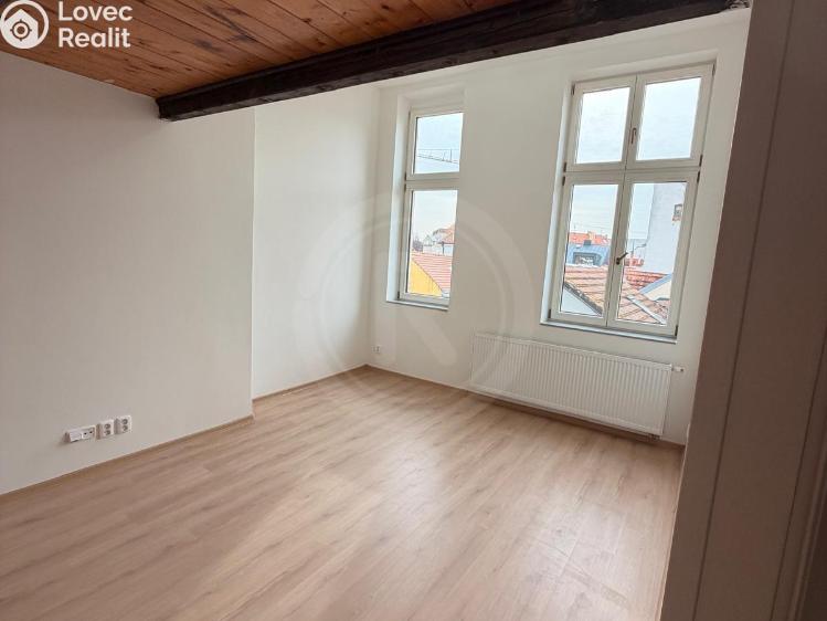 Sale apartment 3+KK České Budějovice, Karla IV. 104/2 č. 9