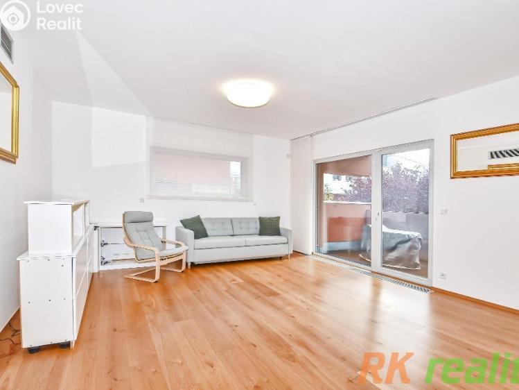 Pronájem bytu 3+KK Praha, Kolejní č. 19