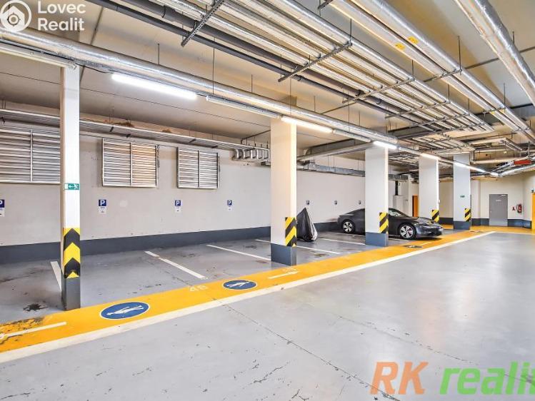 Pronájem bytu 3+KK Praha, Kolejní č. 23