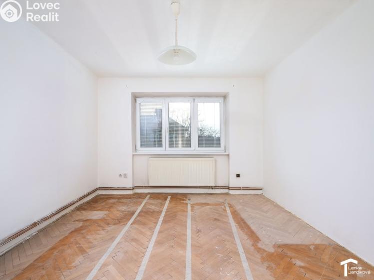 Prodej bytu 2+1 Pardubice, Dašická č. 5