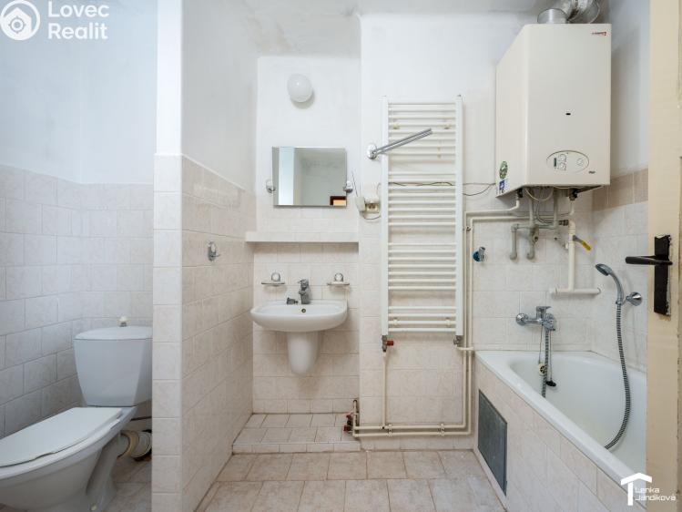 Prodej bytu 2+1 Pardubice, Dašická č. 10