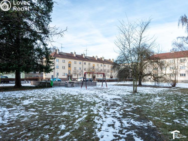 Prodej bytu 2+1 Pardubice, Dašická č. 11