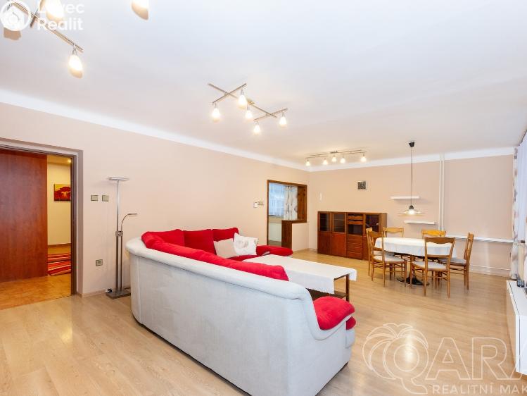 Rent family house Opařany č. 10