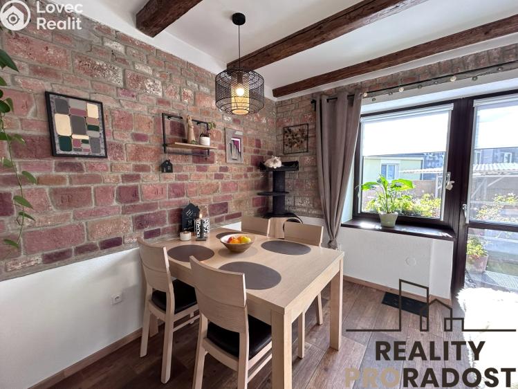 Продажа семейного дома Kuchařovice, Znojemská č. 2