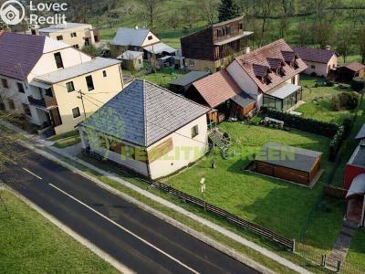 Продаж сімейного будинку Hvozdná, Hlavní 3 č. 1