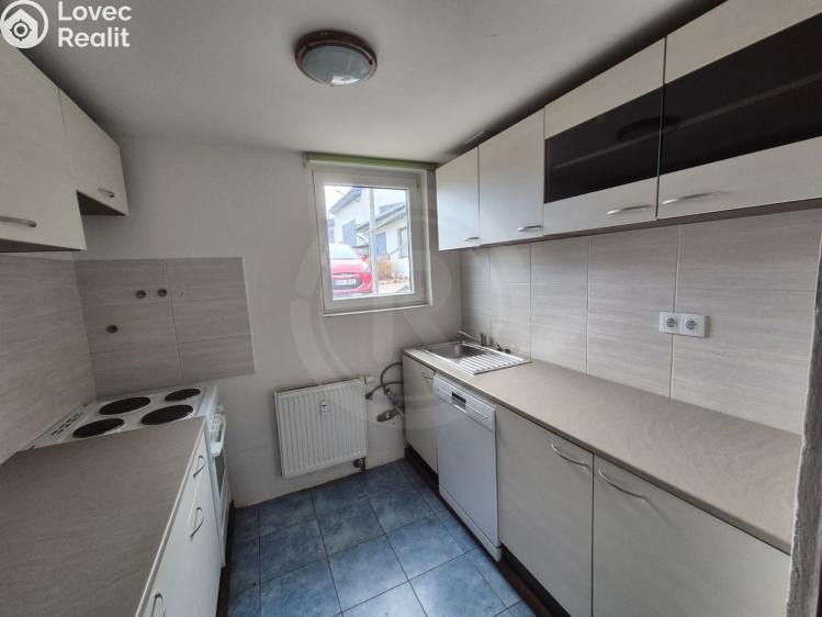 Rent commercial space Boršov nad Vltavou, Poříčská 282 č. 4