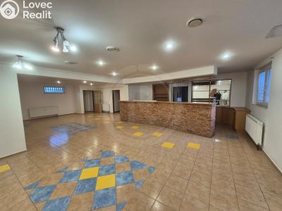 Аренда торгового помещеня Boršov nad Vltavou, Poříčská 282 č. 1