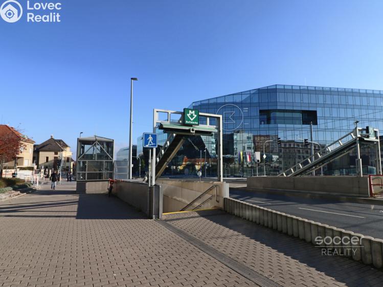 Pronájem bytu 2+1 Praha, K lánu č. 13