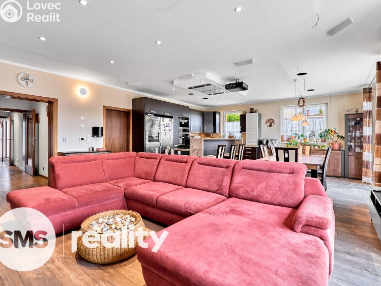 Продажа семейного дома Praha, Armády 179/61 č. 4