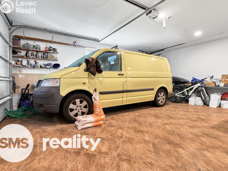 Продажа семейного дома Praha, Armády 179/61 č. 8