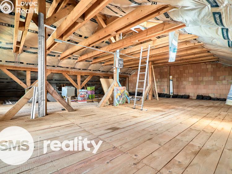 Продажа семейного дома Praha, Armády 179/61 č. 9