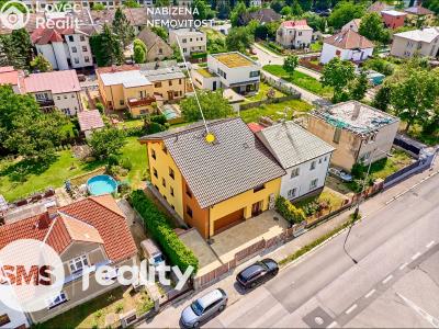 Продаж сімейного будинку Praha, Armády č. 2