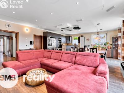 Продаж сімейного будинку Praha, Armády č. 4