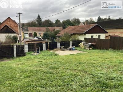 Prodej rodinného domu Kožušice č. 3