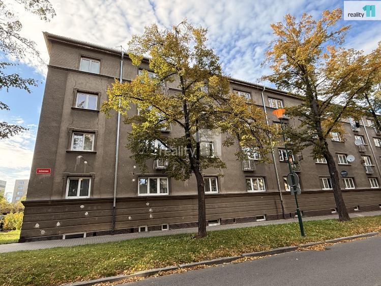 Prodej bytu 3+1 Plzeň, Schwarzova č. 14