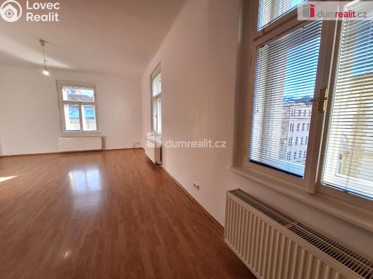 Rent apartment 2+KK Praha 7, Kamenická č. 2