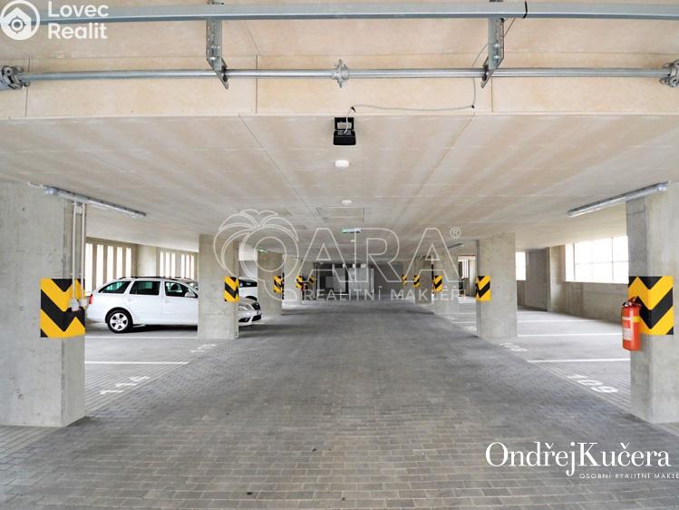 Pronájem bytu 1+KK Praha, Drnovská 1167 č. 22