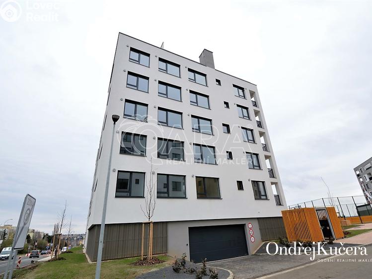 Pronájem bytu 1+KK Praha, Drnovská 1167 č. 26