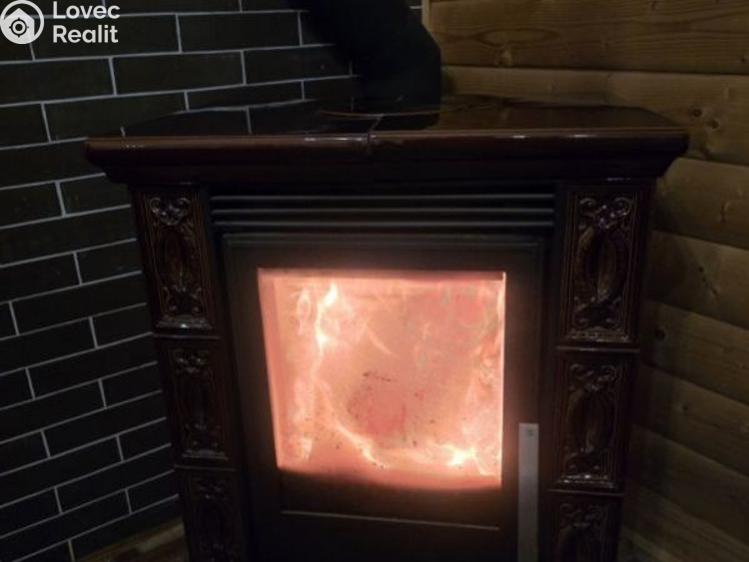 Продаж хатини Vinařice, Vinařice č. 12