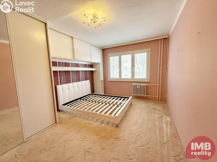 Продажа квартиры 2+1 Nová Role, 1. máje 192/5 č. 8