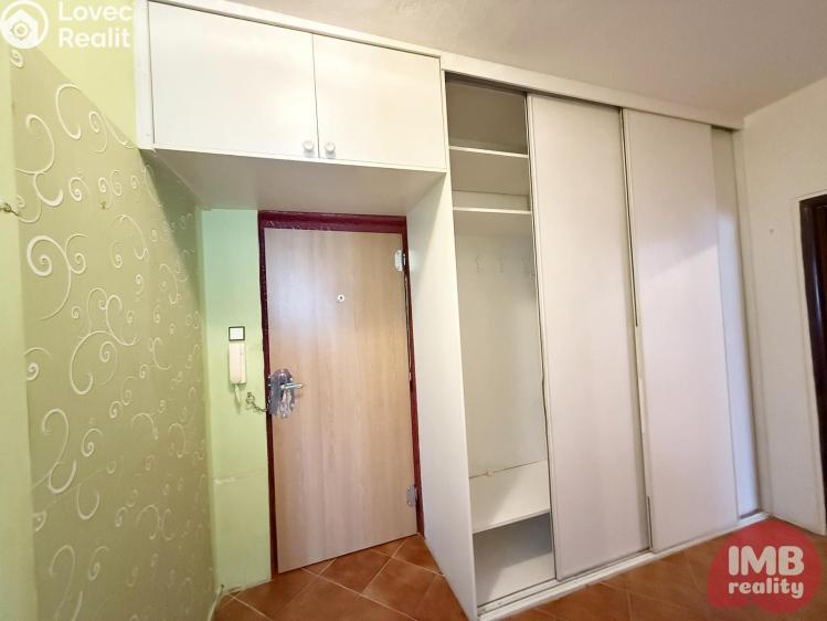 Продажа квартиры 2+1 Nová Role, 1. máje 192/5 č. 15