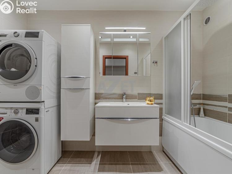 Sale apartment 3+1 Orlová, Karla Dvořáčka č. 9