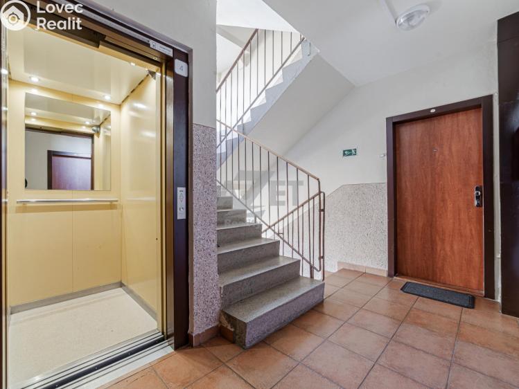 Sale apartment 3+1 Orlová, Karla Dvořáčka č. 14