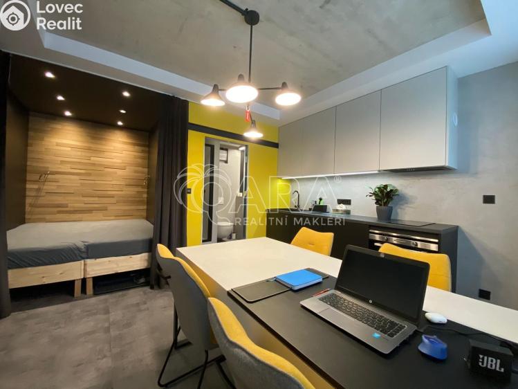 Продаж нестандартної квартири Praha č. 1