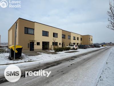 Pronájem bytu 3+KK Hradec Králové, Věkošská č. 1