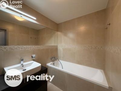 Pronájem bytu 3+KK Hradec Králové, Věkošská č. 2