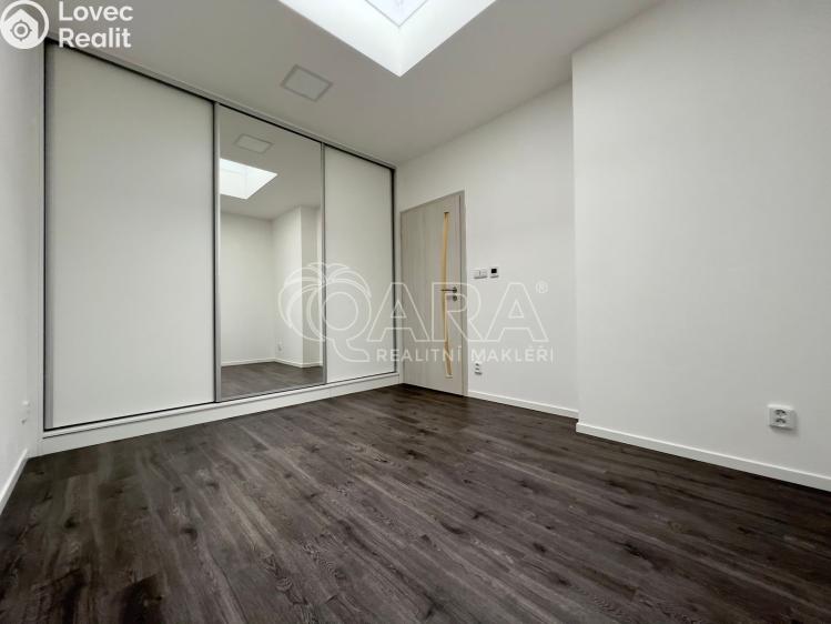 Pronájem bytu 2+KK Česká č. 13