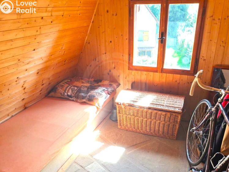 Sale hut Horní Planá č. 12