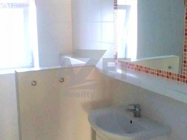 Продаж торгового приміщення Český Těšín, Ostravská č. 11