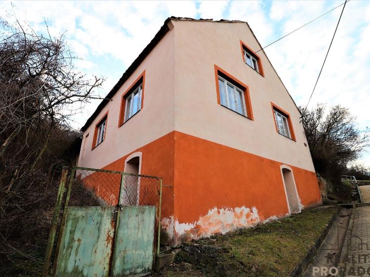 Продаж сімейного будинку Tvořihráz č. 15