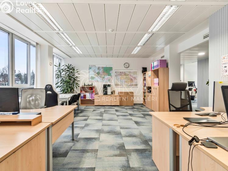 Rent office space Praha, Evropská 2591/33d č. 10